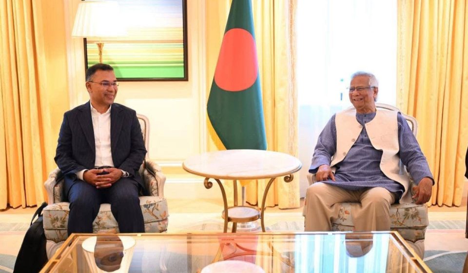 বাংলার আকাশে মেঘ জমলে বৃষ্টি হয়ে আসে জিয়া পরিবার