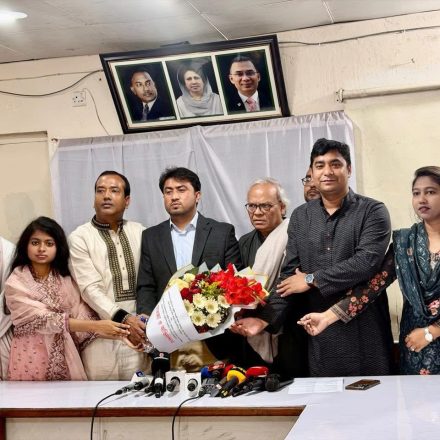 জাবি কেন্দ্রীয় ছাত্র সংসদের ভিপি আব্দুর রশিদ জিতুর বিএনপিতে যোগদান