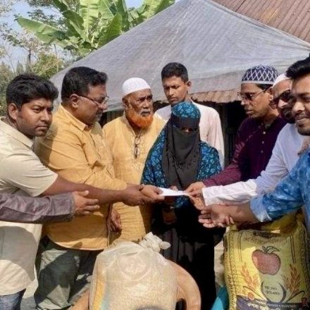 অসহায় নারীর পাশে দাঁড়ালেন ছাত্রদলের নাছির